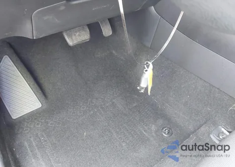 2021 Toyota Corolla Le from USA, damaged, VIN 5YFEPMAE8MP225491